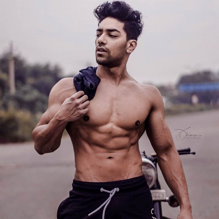 Influencer Profile: Rohit Khatri